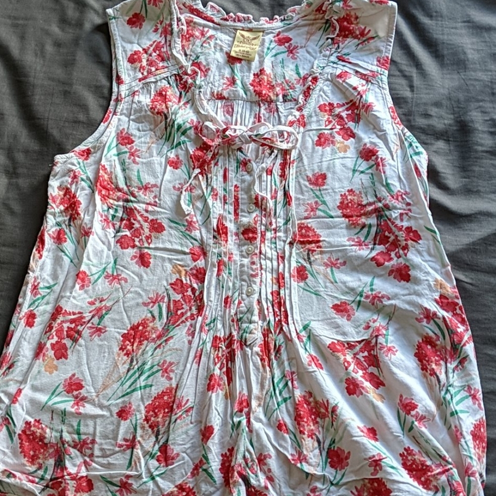 Floral tee